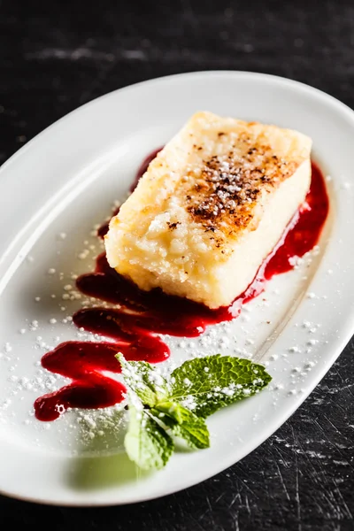 Tasty cheese cake — Stock Photo, Image