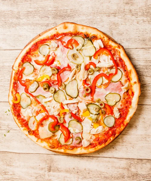 Läckra färsk pizza — Stockfoto