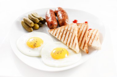 Alman kahvaltı yumurta ile