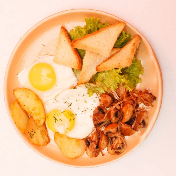 Tasty breakfast on table — Stock Photo, Image