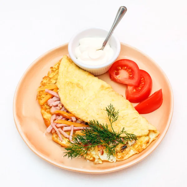 Omelet with bacon and vegetables — Stock Photo, Image