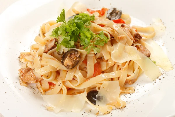 Smakelijke pasta met vlees — Stockfoto