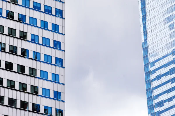 Edifícios de escritórios modernos — Fotografia de Stock