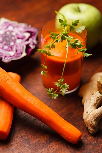 Healthy vegetables smoothie — Stock Photo, Image