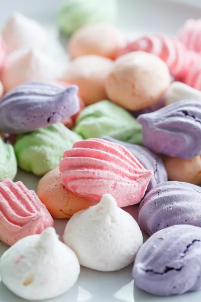 Pastel gekleurde meringue — Stockfoto