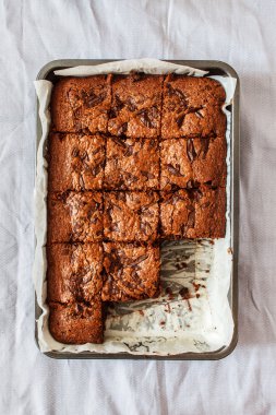 Çikolatalı brownie pasta