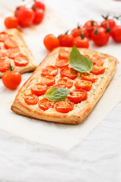 Quiche with tomato and ricotta — Stock Photo, Image