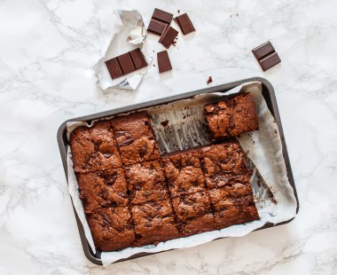 Çikolatalı brownie pasta