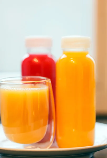 Färsk apelsinjuice — Stockfoto