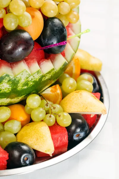 Ensalada de frutas en sandía — Foto de Stock