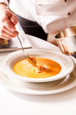 Kabak karides çorbası