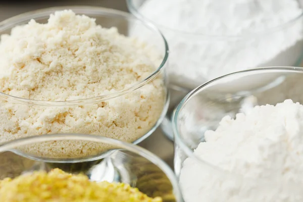 Different kinds of flour — Stock Photo, Image