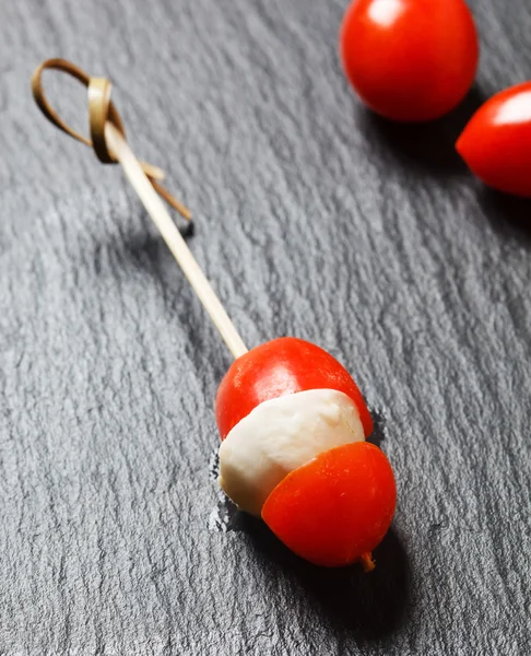 Cherry tomato with mozzarella — Stock Photo, Image
