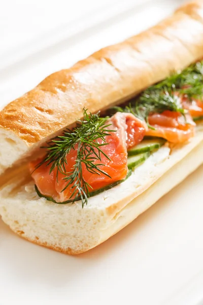 Sandwich with salmon and dill — Stock Photo, Image