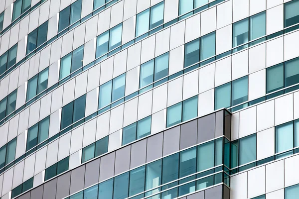 창문 이 있는 현대식 건물 — 스톡 사진