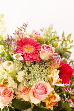 güzel çiçek buketi