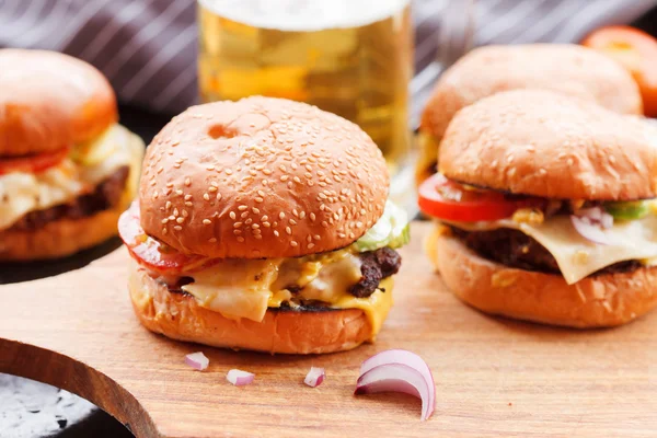 Hamburguesa casera — Foto de Stock