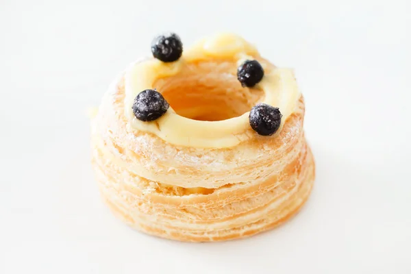 French pastry with berries — Stock Photo, Image