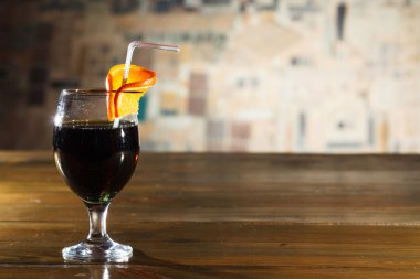 Barda kokteyl bardak