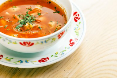 sebzeli çorba ve et