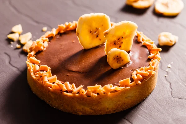 Шоколадний пиріг з бананами — стокове фото