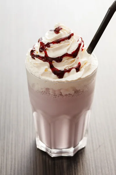 Cocktail al latte con condimento — Foto Stock