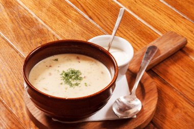 Mantar kremalı çorba.