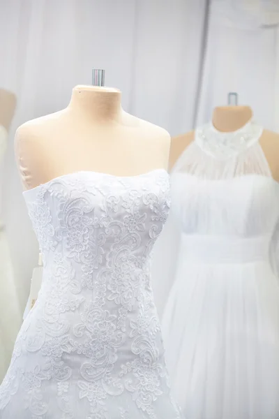 Wedding dresses in shop — Stock Photo, Image