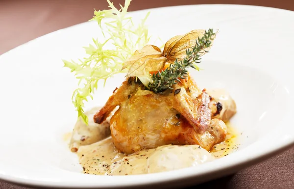 Delicious quail  with sauce — Stock Photo, Image