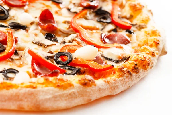 Smaczne pizza z oliwkami — Zdjęcie stockowe