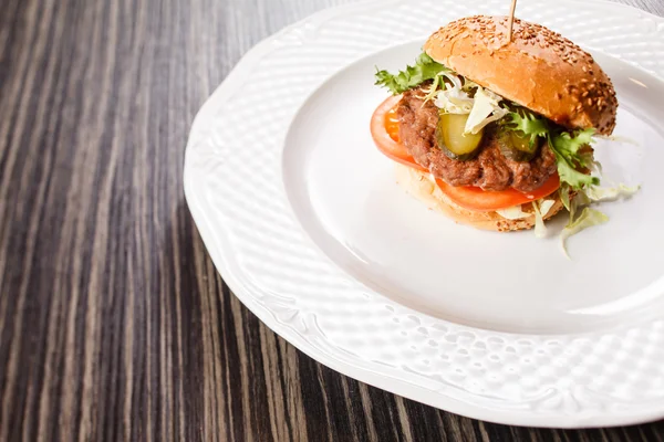 Et ve sebze Burger — Stok fotoğraf