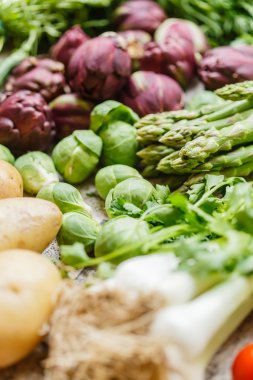 Taze yeşil sebzeler