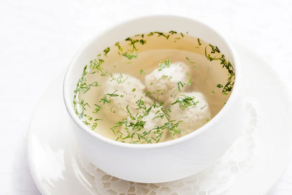 Sup dengan bakso dalam mangkuk — Stok Foto