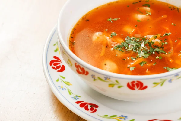 Sopa de tomate com legumes e carne — Fotografia de Stock
