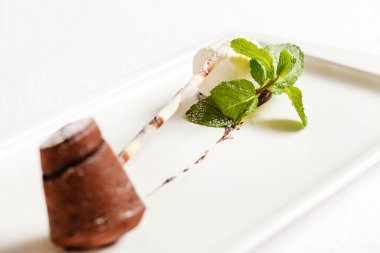 Dondurmalı çikolatalı pasta.