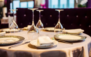 Yemek için masa hazır.