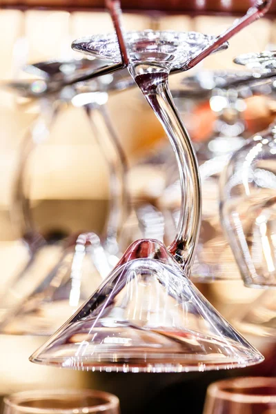 Empty glasses in restaurant — Stock Photo, Image