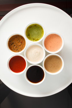 Daire içinde farklı sos