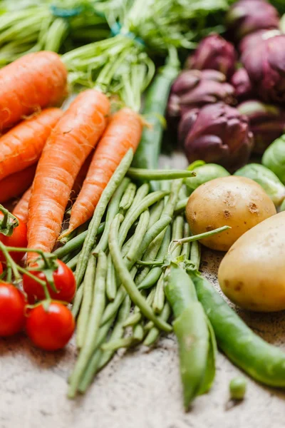 Färska mogna grönsaker — Stockfoto