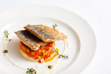 Patates püresi ile sazan