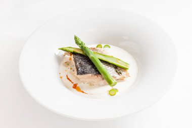 kuşkonmaz ile beyaz balık