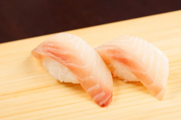 Nigiri con salmón de cerca —  Fotos de Stock