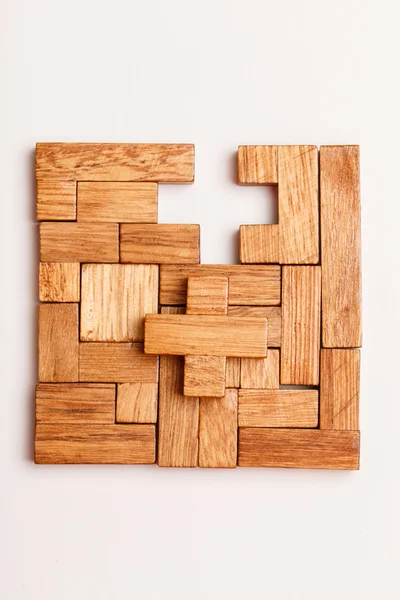 Drewniane Puzzle gra — Zdjęcie stockowe