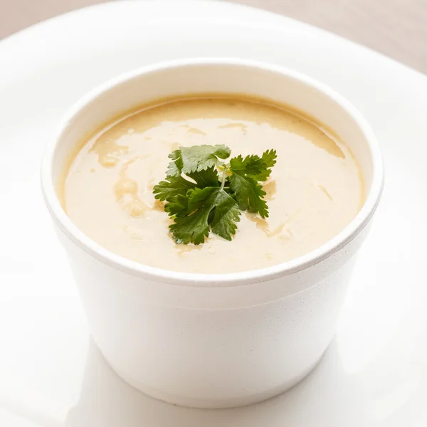 Krim sup dengan peterseli — Stok Foto