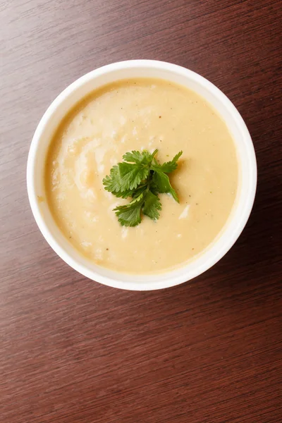 Sopa de creme com salsa — Fotografia de Stock