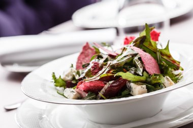 Pancar ve Roka Salatası