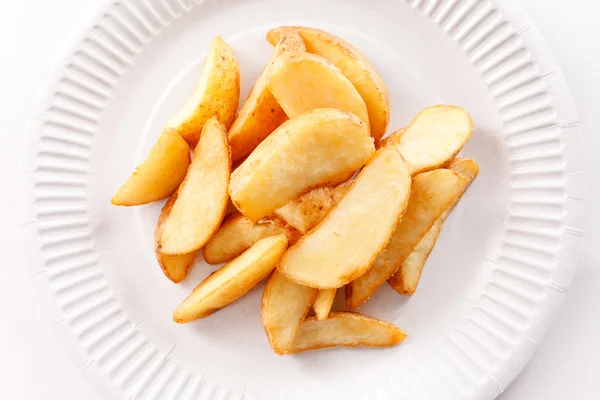 Stekt potatis på tallrik — Stockfoto