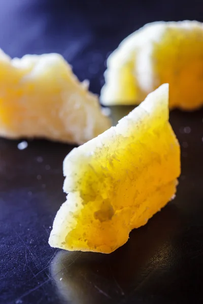 Pedaços de queijo close-up — Fotografia de Stock