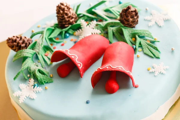 Christmas cake with sweet decorations — Stock Photo, Image