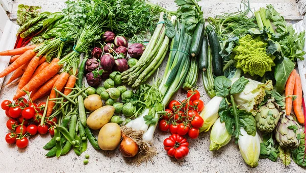 Frisches reifes Gemüse — Stockfoto